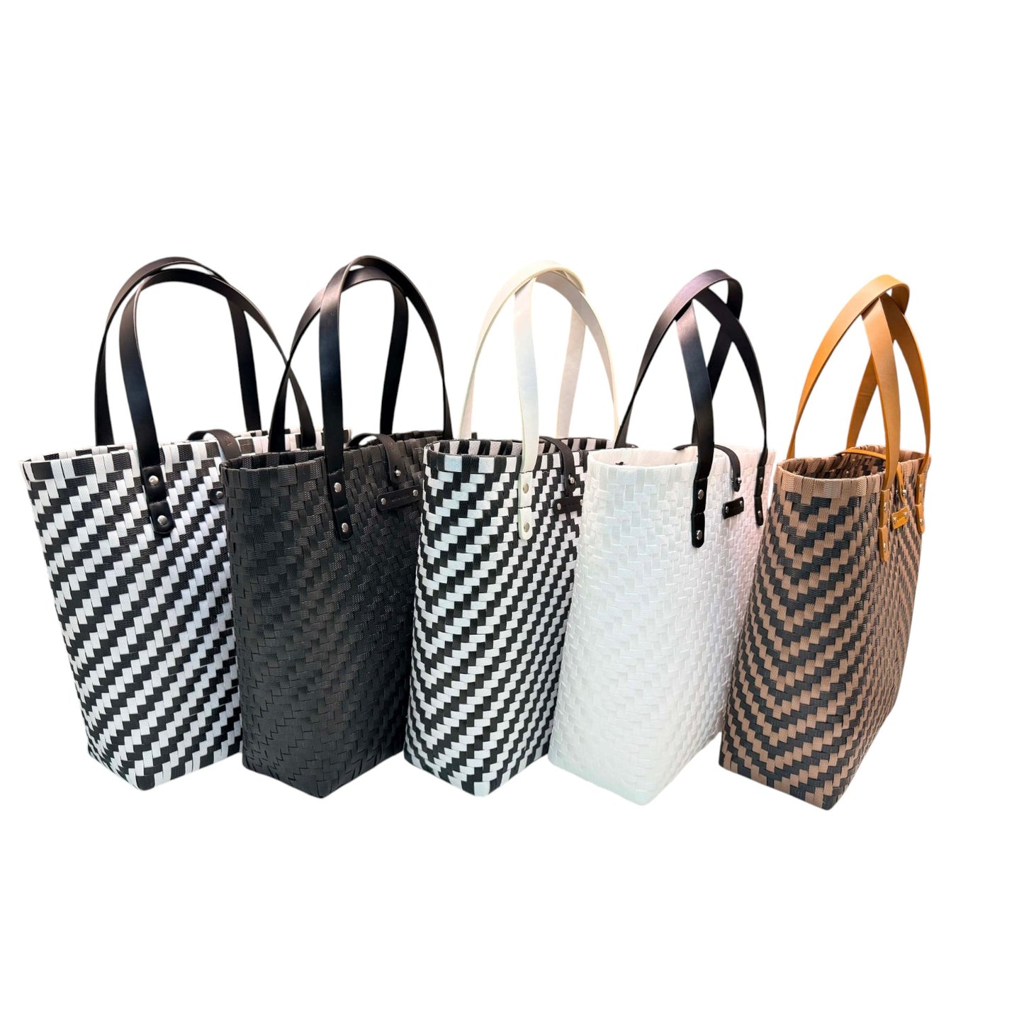 Premium Go Pino with Faux Leather Handle